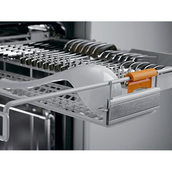 Miele G4940SCI Semi-Integrated Dishwasher, White Miele G4940SCI Semi-Integrated Dishwasher, White