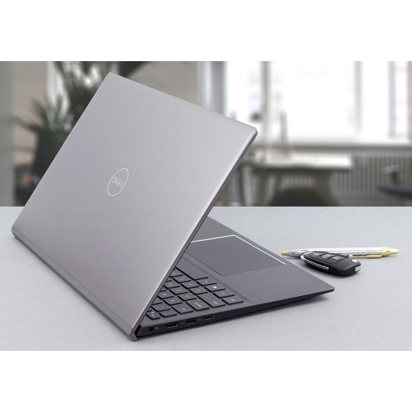 Dell 5401-VOS-6003-GRY Laptop - Core i7 1.3GHz 16GB 512GB 2GB Win10 14inch FHD Grey English/Arabic Keyboard Dell 5401-VOS-6003-GRY Laptop - Core i7 1.3GHz 16GB 512GB 2GB Win10 14inch FHD Grey English/Arabic Keyboard