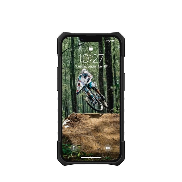 UAG Coconut Plasma Case Ice iPhone 13 Pro UAG Coconut Plasma Case Ice iPhone 13 Pro