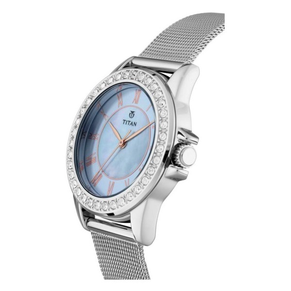 Titan 9798SM04 Sparkle Blue Dial Analog Watch For Ladies Titan 9798SM04 Sparkle Blue Dial Analog Watch For Ladies