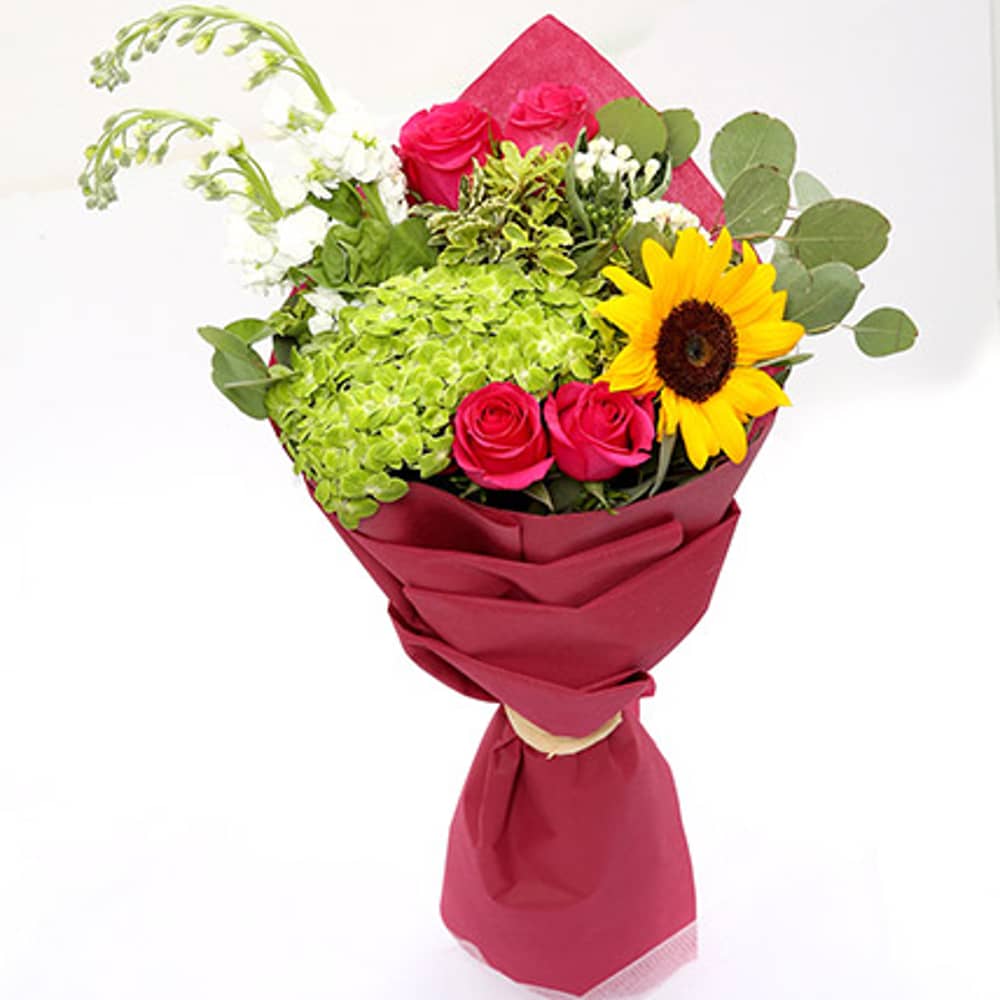 Passion Roses & Lavender Mix Flowers Bouquet Passion Roses & Lavender Mix Flowers Bouquet