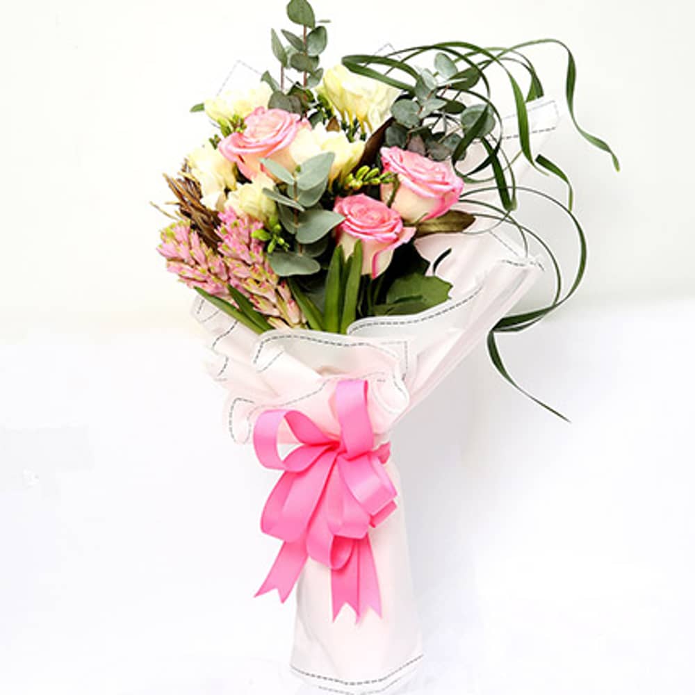 Endearing Roses & Freesia Bouquet Endearing Roses & Freesia Bouquet