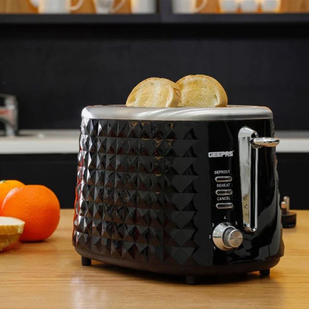 Geepas 2 Slice Bread Toaster 850W Gbt36536 Black Geepas 2 Slice Bread Toaster 850W Gbt36536 Black