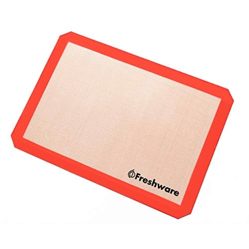 Freshware Silicone Baking Mats, Half Sheet, Big Sheet, Full Sheet, Non Stick Silicone Liner For Bake Pans And Rolling - Macaron, Pastry, Cookie, Bun, Brioche, Bread Making (1 Half Sheets [16 1/2
