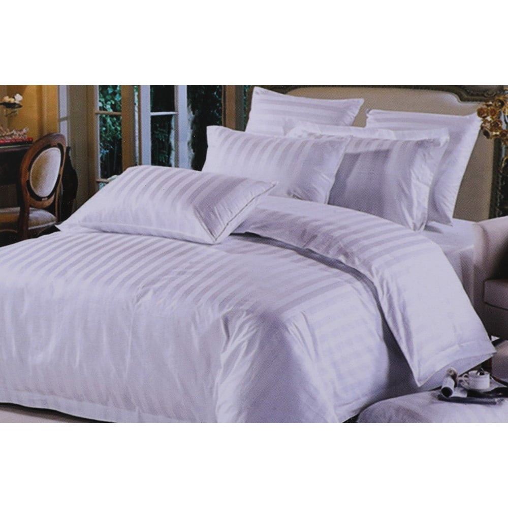 Glamorous Microfiber Duvet White 230 x 220 cm