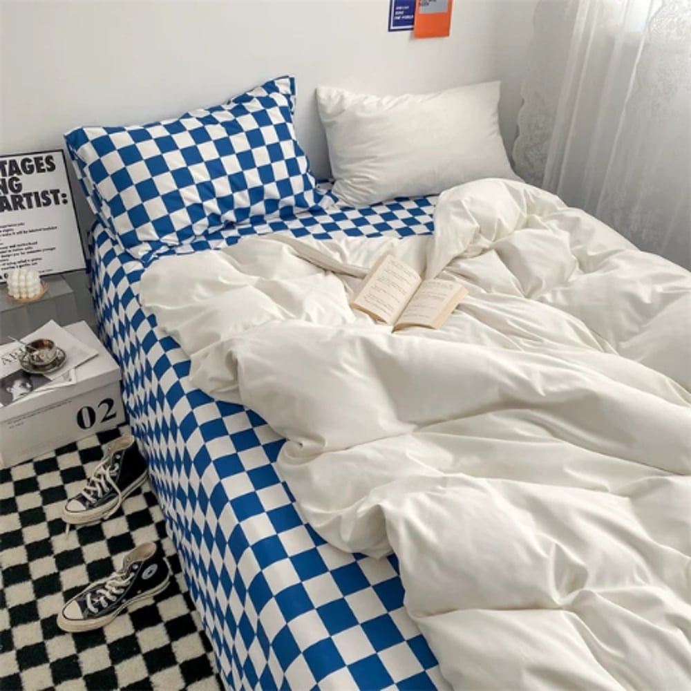 Luna Home Single Size 4 Pieces Bedding Set Without Filler, Off White Color And Blue Checkered Design Luna Home Single Size 4 Pieces Bedding Set Without Filler, Off White Color And Blue Checkered Design