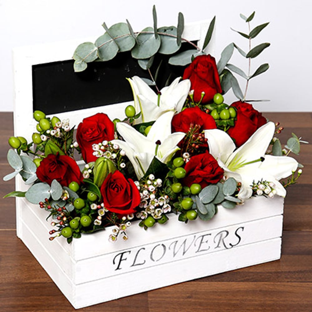 Beautiful Roses & Oriental Lilies Arrangement