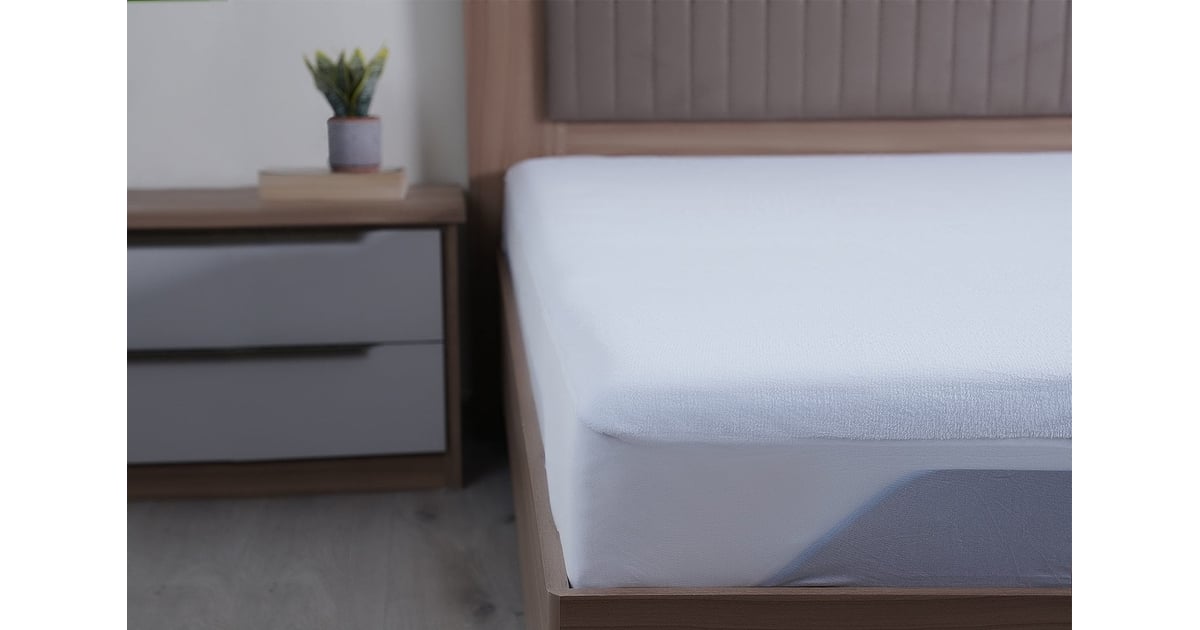 اشترِ Pan Emirates Coral Fleece Waterproof Mattress Protector 200×200+33cmwhite عبر الإنترنت في