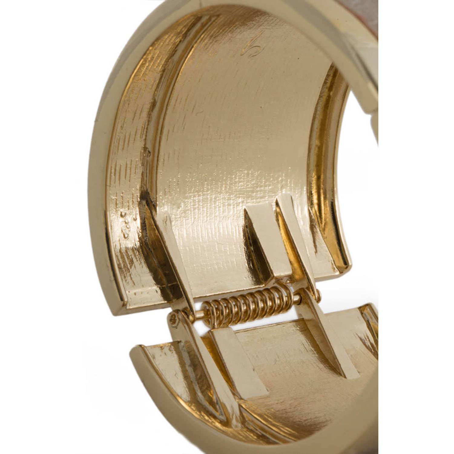 Miella Beige & Gold Oversized Leopard Cuff Bracelet Free Size Miella Beige & Gold Oversized Leopard Cuff Bracelet Free Size