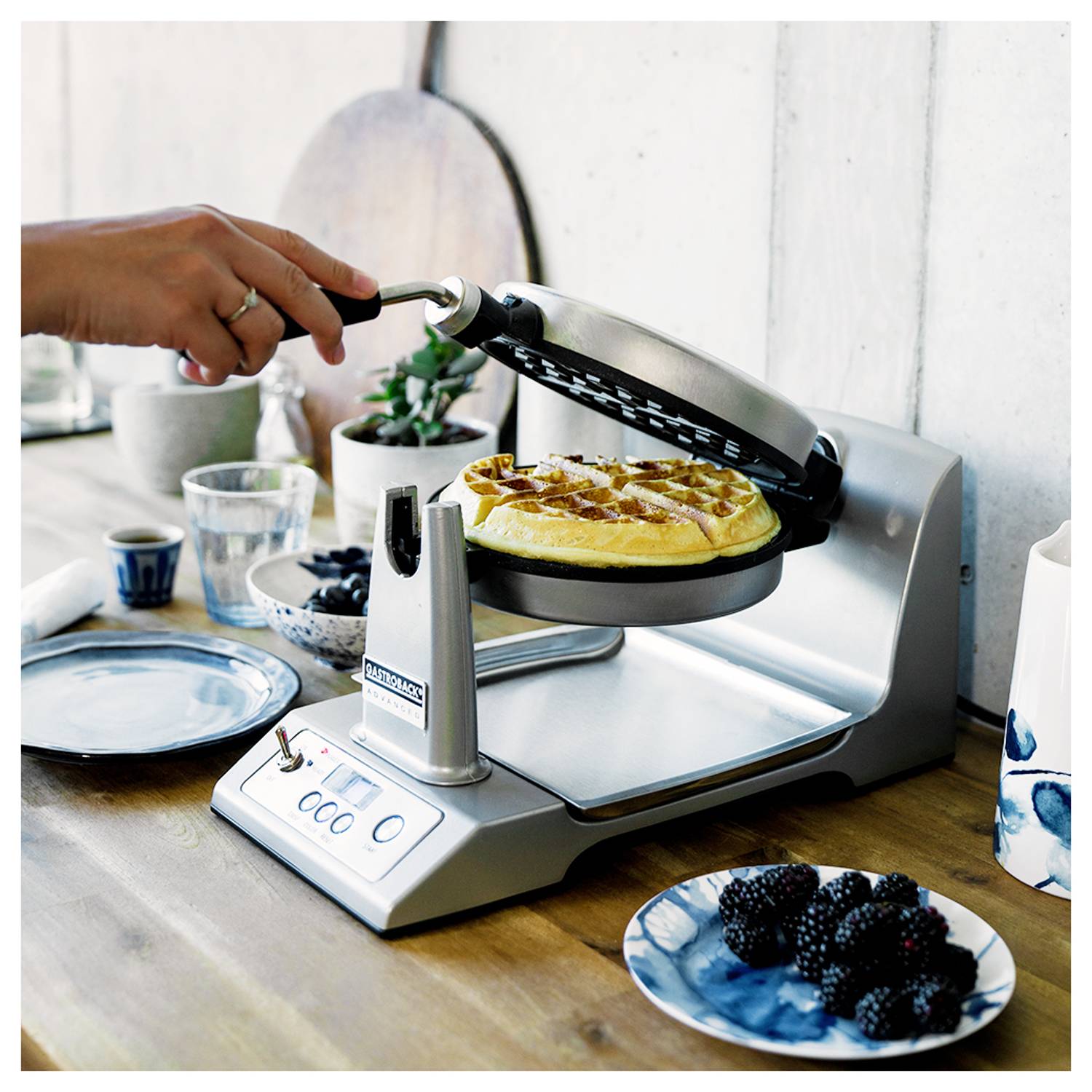 Gastroback Design Advanecd Waffel Maker 42419 Gastroback Design Advanecd Waffel Maker 42419