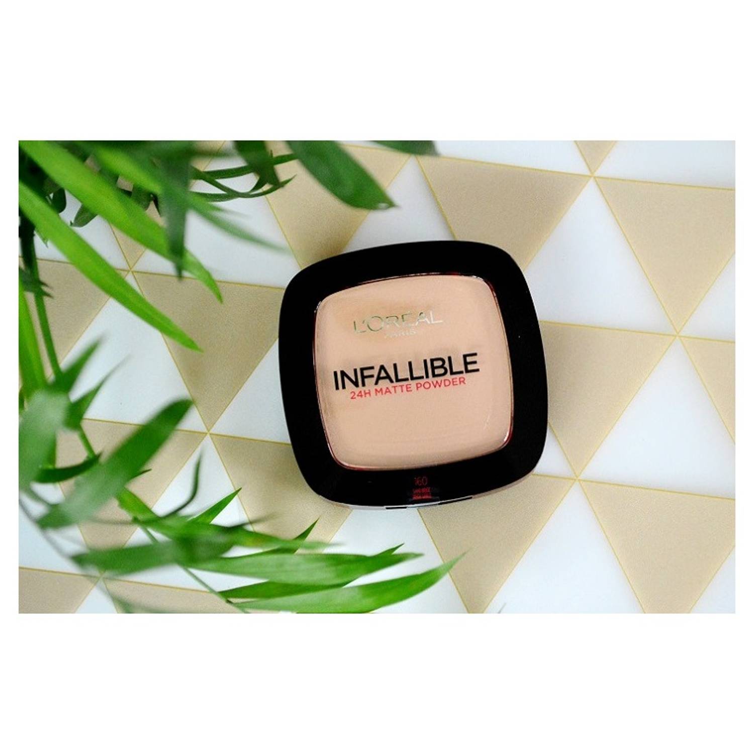 L'Oreal Infaillible 24H Matt 160 Sand Powder L'Oreal Infaillible 24H Matt 160 Sand Powder
