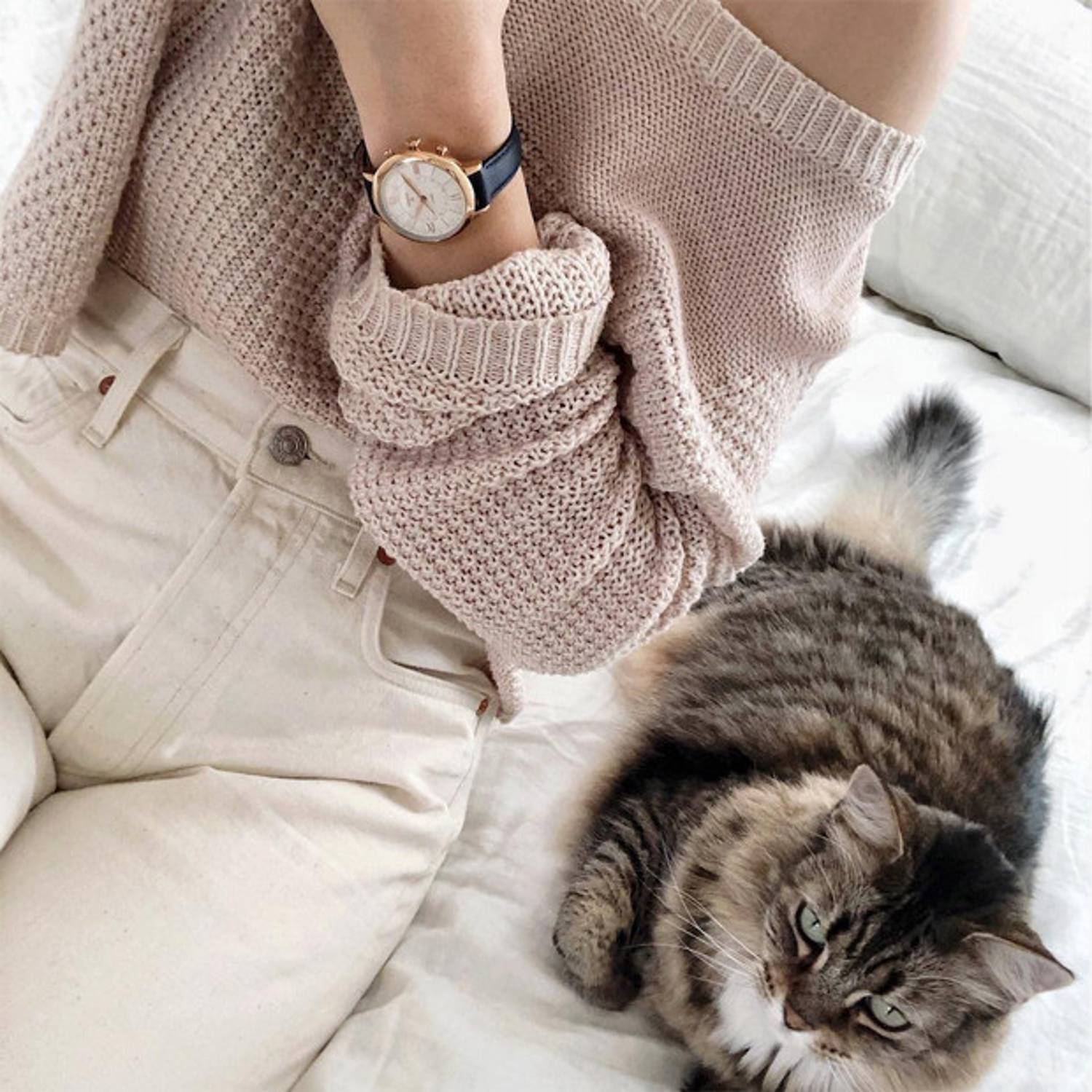 Fossil FTW5014 Hybrid Smartwatch - Q Jacqueline Navy Leather Fossil FTW5014 Hybrid Smartwatch - Q Jacqueline Navy Leather