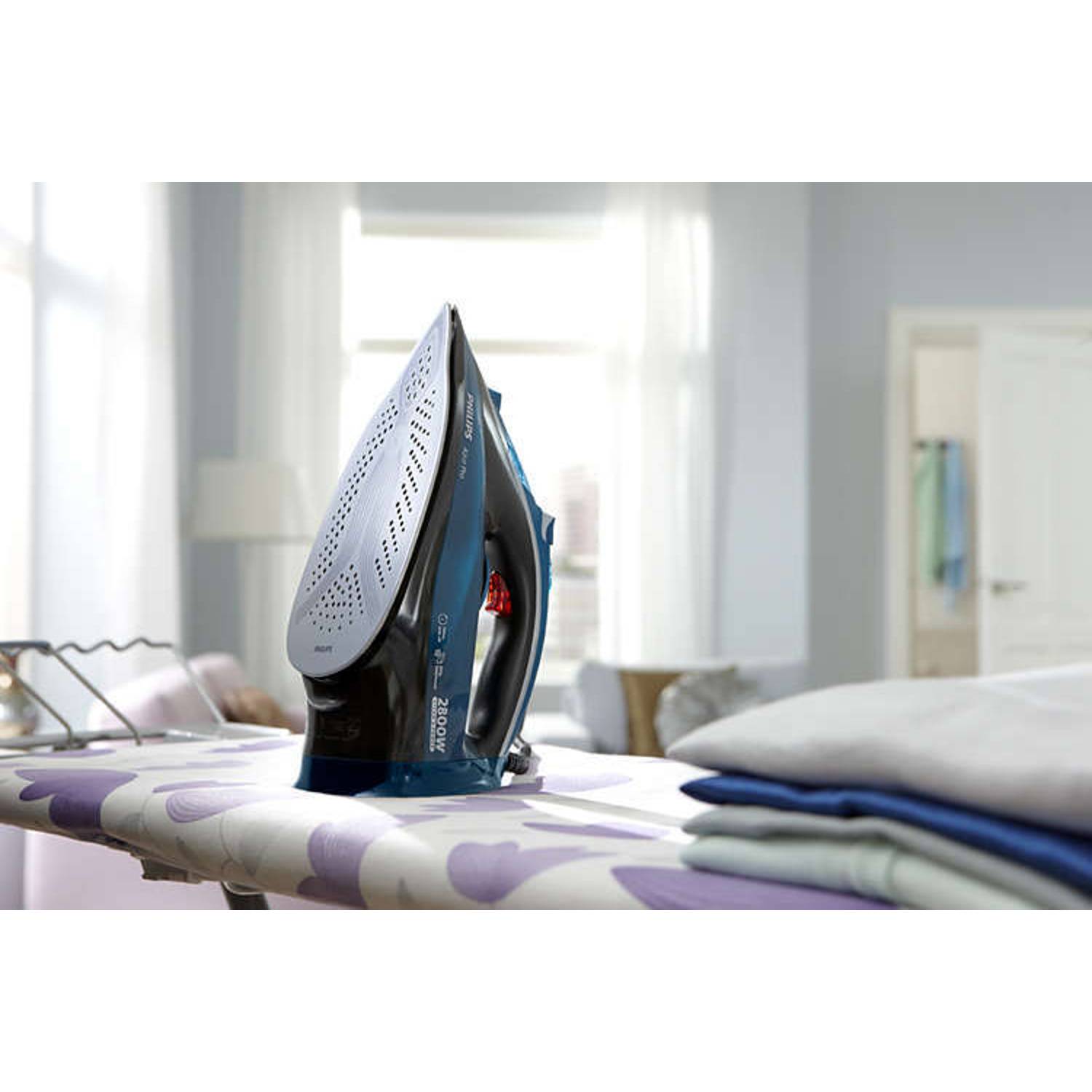 Philips Azur Pro Steam Iron GC488126 Philips Azur Pro Steam Iron GC488126