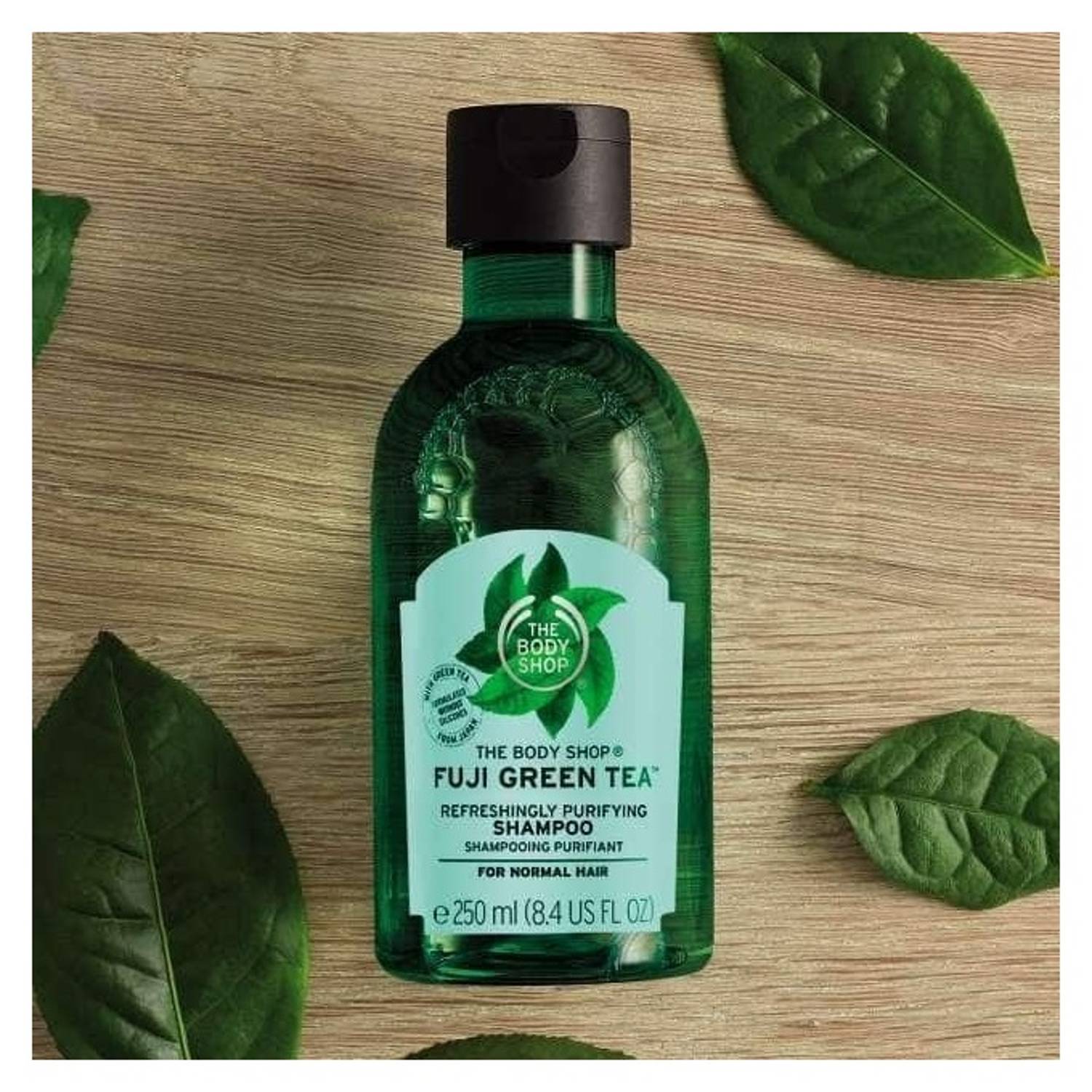 The Body Shop Fuji Green Tea Refreshingly Purifying Shampoo 250ml The Body Shop Fuji Green Tea Refreshingly Purifying Shampoo 250ml