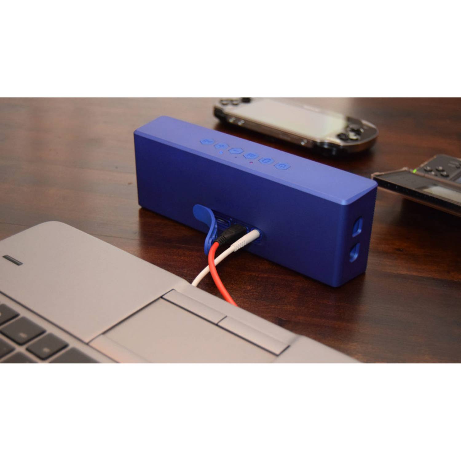 Creative MUVO 2 Portable Water Resistant Bluetooth Speaker With Built In MP3 Player Metallic Blue MF8255 Creative MUVO 2 Portable Water Resistant Bluetooth Speaker With Built In MP3 Player Metallic Blue MF8255