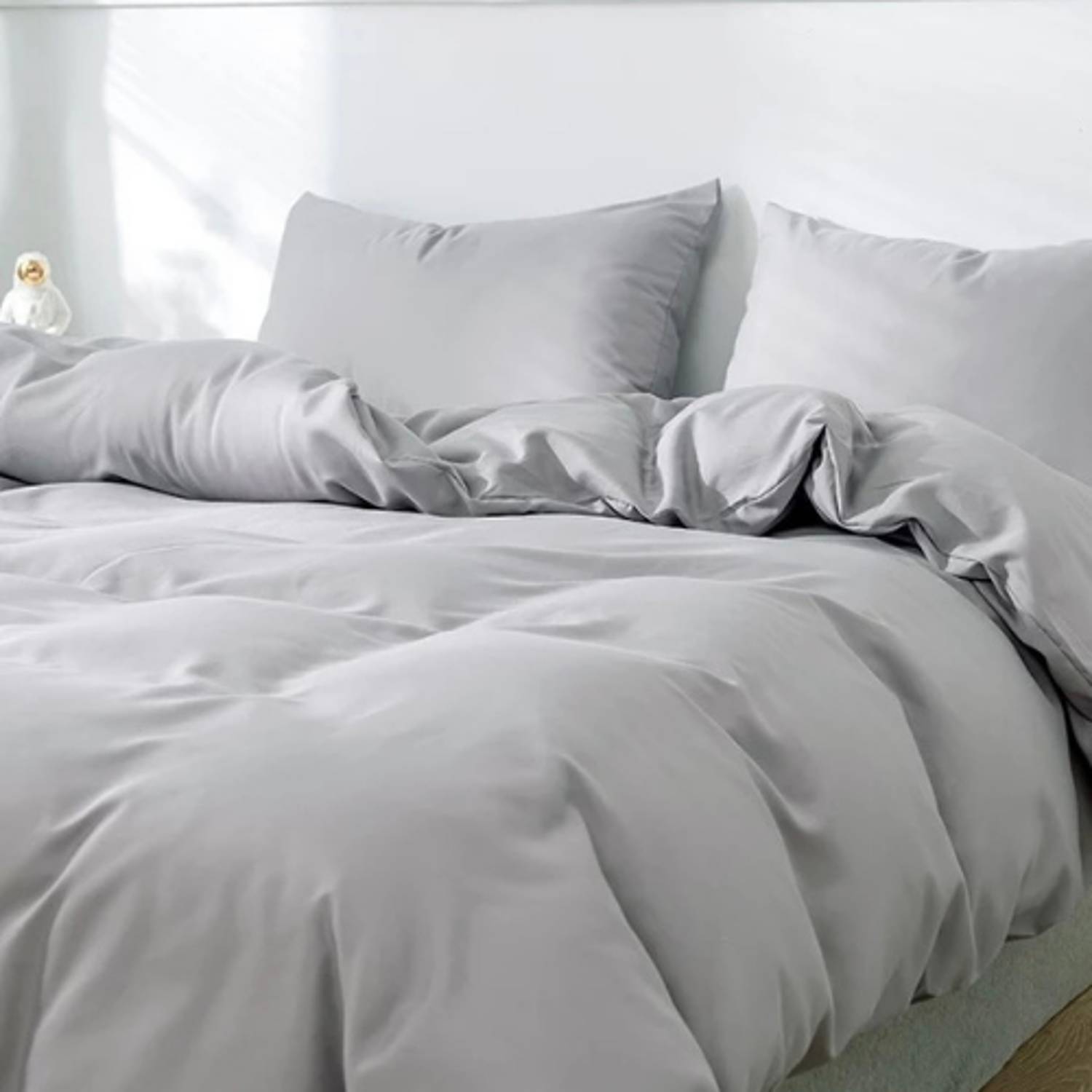 Luna Home Premium Collection King Size 6 Pieces Bedding Set Without Filler, Plain Light Grey Color Luna Home Premium Collection King Size 6 Pieces Bedding Set Without Filler, Plain Light Grey Color