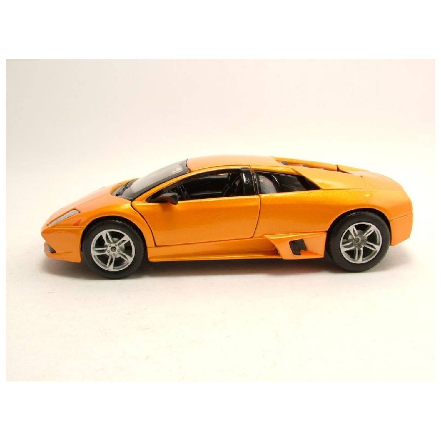 Maisto 39292 Diecast Lamborghini Murcielago LP640 1:18 - Color May Vary Maisto 39292 Diecast Lamborghini Murcielago LP640 1:18 - Color May Vary