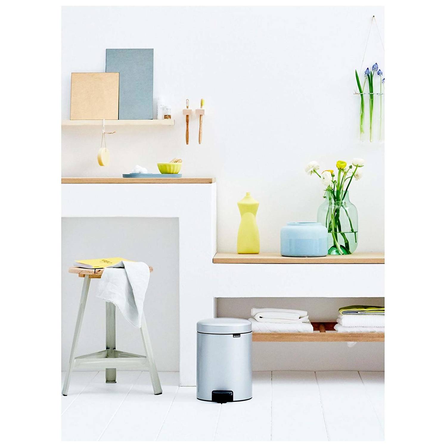 Brabantia 112942 Pedal Bin NewIcon 5Litre Metallic Mint Brabantia 112942 Pedal Bin NewIcon 5Litre Metallic Mint