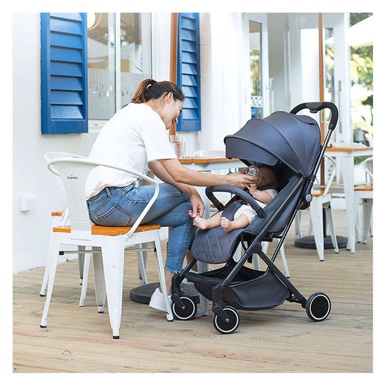 Teknum Grey Travel Lite Stroller + Sunveno Diaper Bag Black With Hooks Teknum Grey Travel Lite Stroller + Sunveno Diaper Bag Black With Hooks