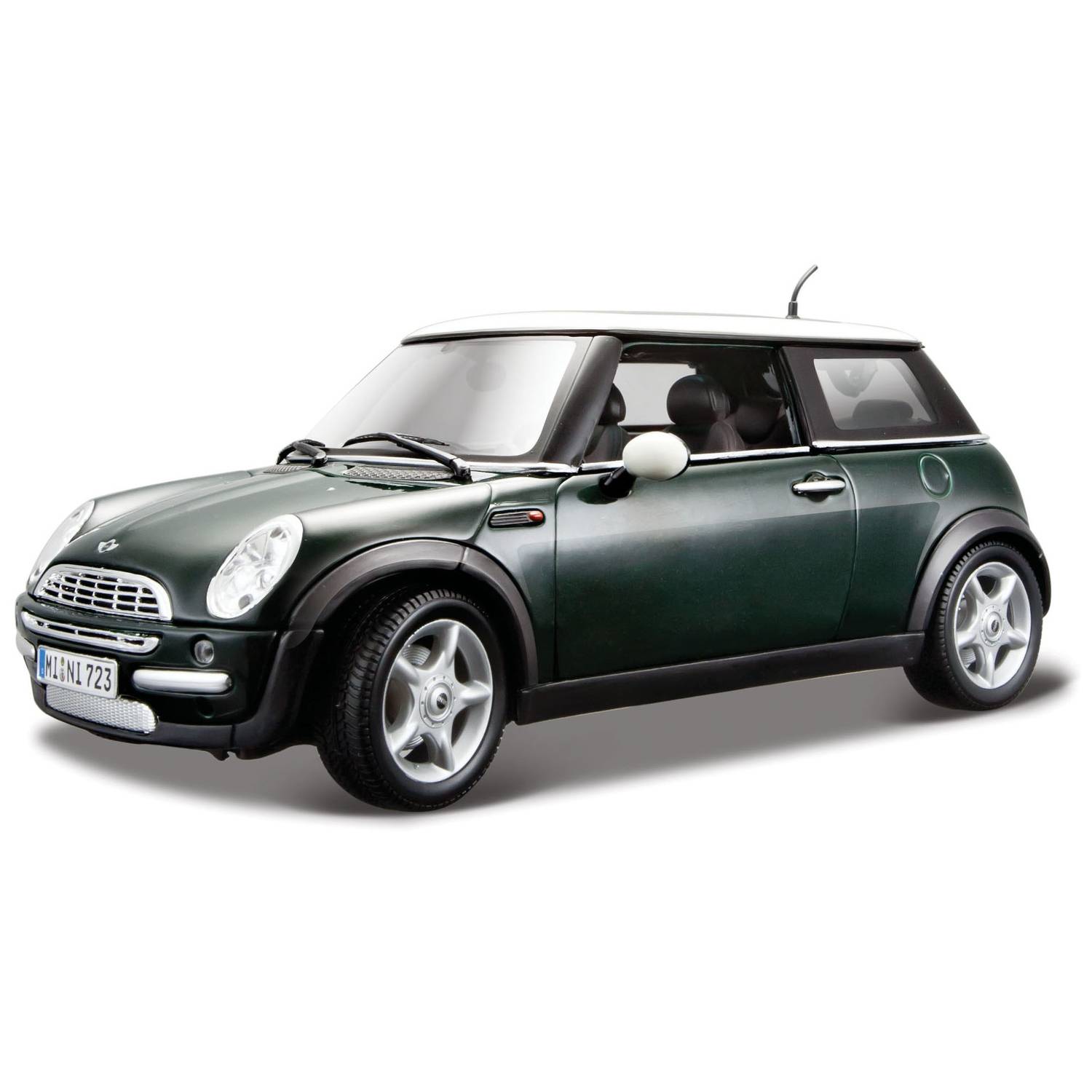 Maisto 31656 Mini Cooper (Sun Roof) Special Edition 1:18 - Color May Vary Maisto 31656 Mini Cooper (Sun Roof) Special Edition 1:18 - Color May Vary