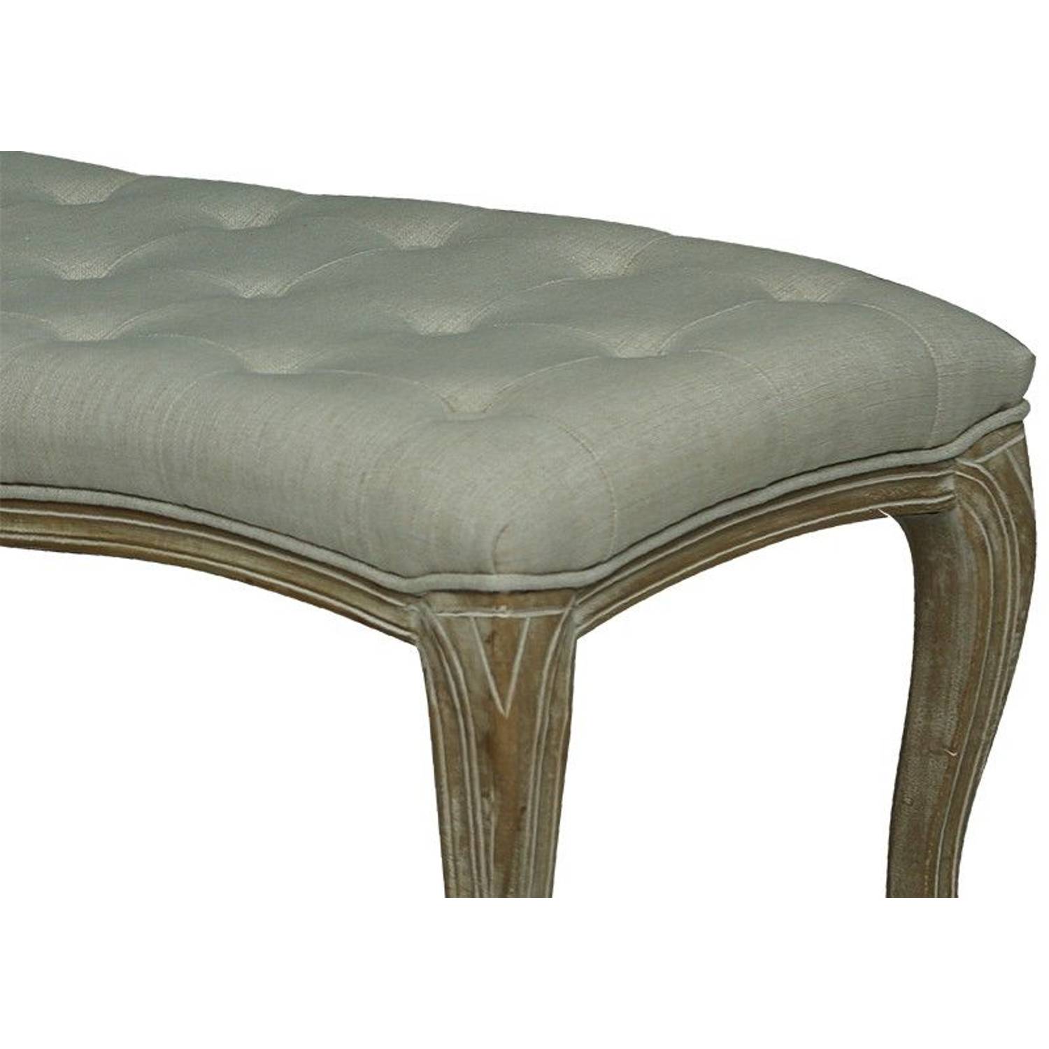 Pan Emirates Lovdom Bench Pan Emirates Lovdom Bench