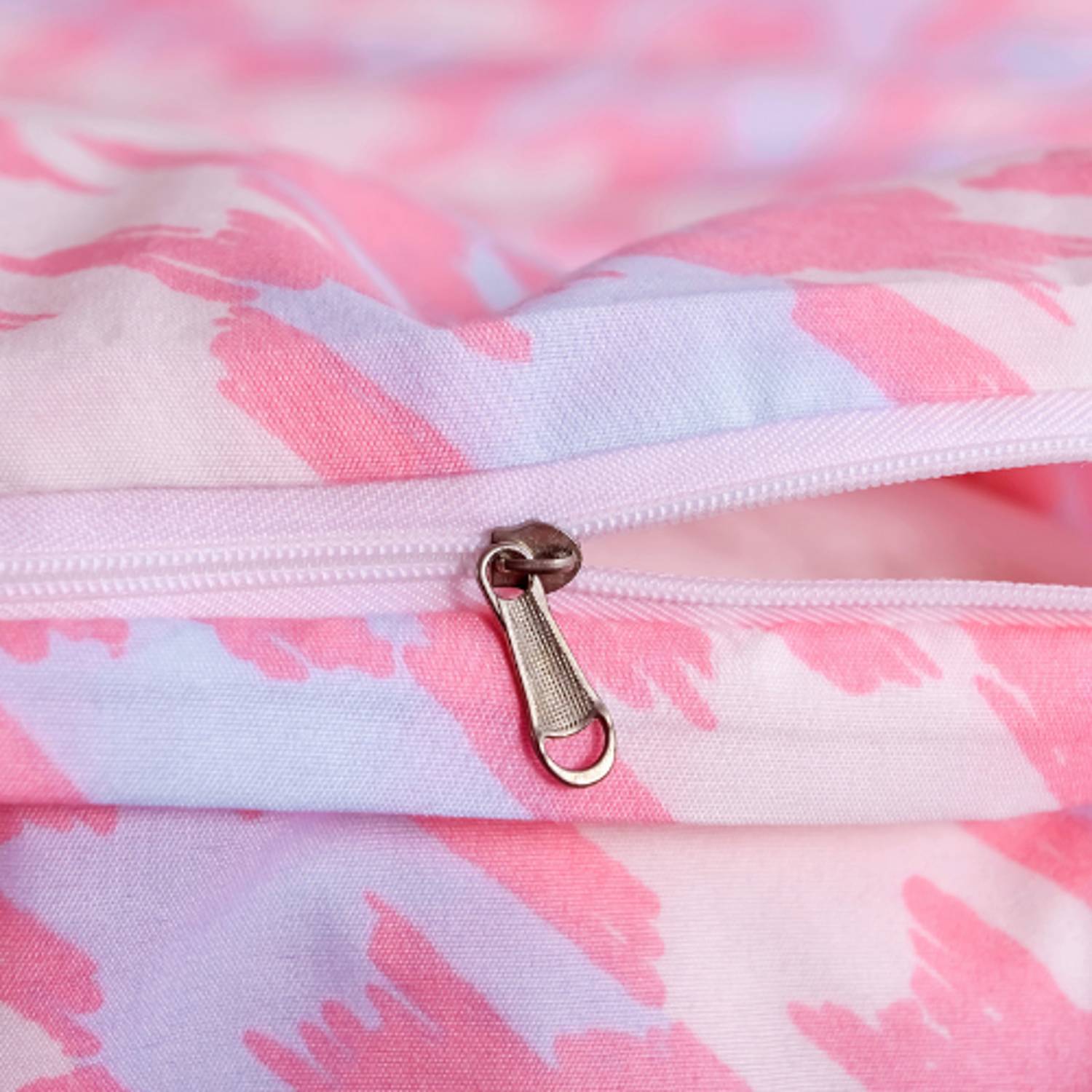 Luna Home Single Size 4 Pieces Bedding Set Without Filler, Checkered Design Pink Color Luna Home Single Size 4 Pieces Bedding Set Without Filler, Checkered Design Pink Color