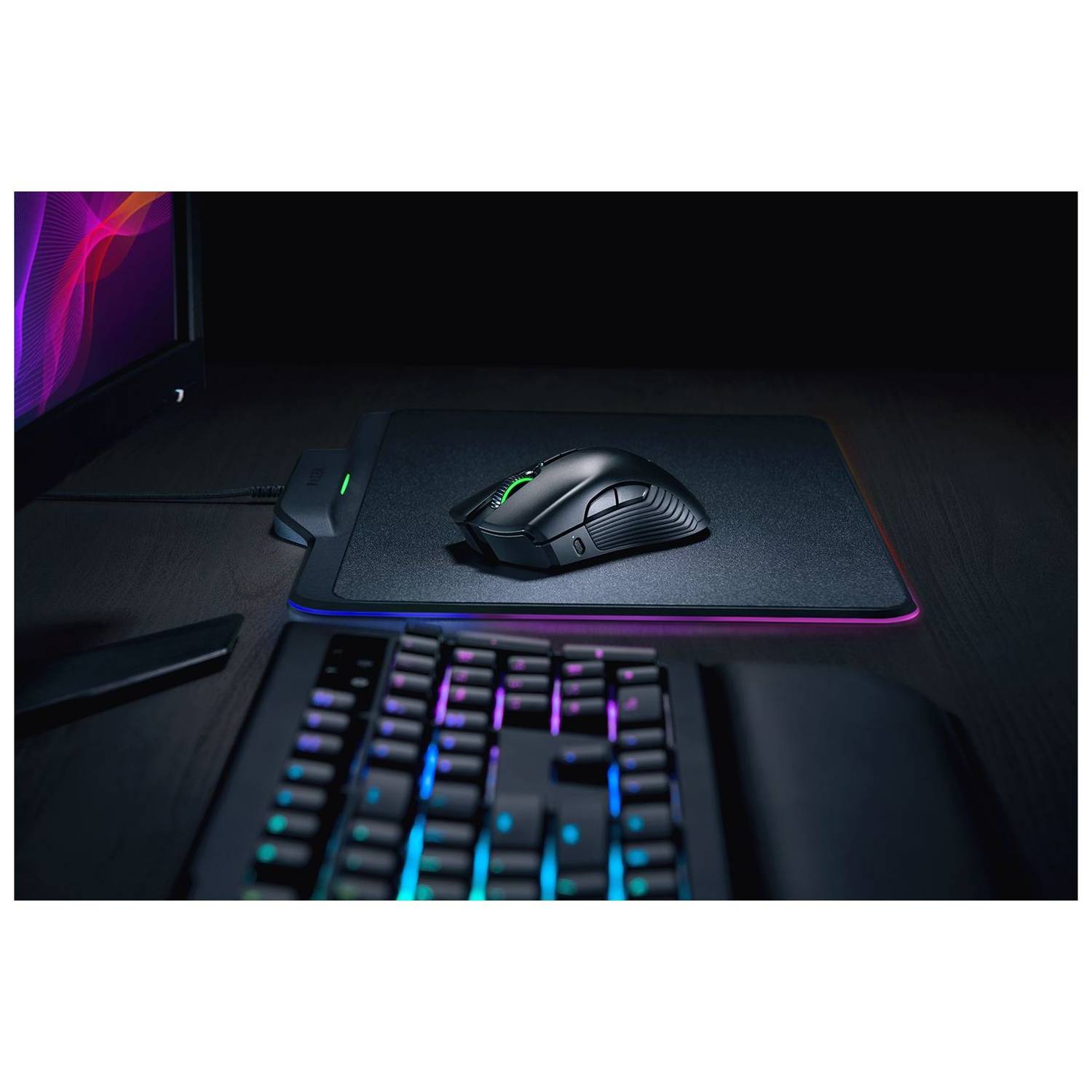 Razer Razer Mamba HyperFlux Mouse + Razer Firefly HyperFlux Wireless Power Technology Pad Black RZ8302480100B3M1 Razer Razer Mamba HyperFlux Mouse + Razer Firefly HyperFlux Wireless Power Technology Pad Black RZ8302480100B3M1