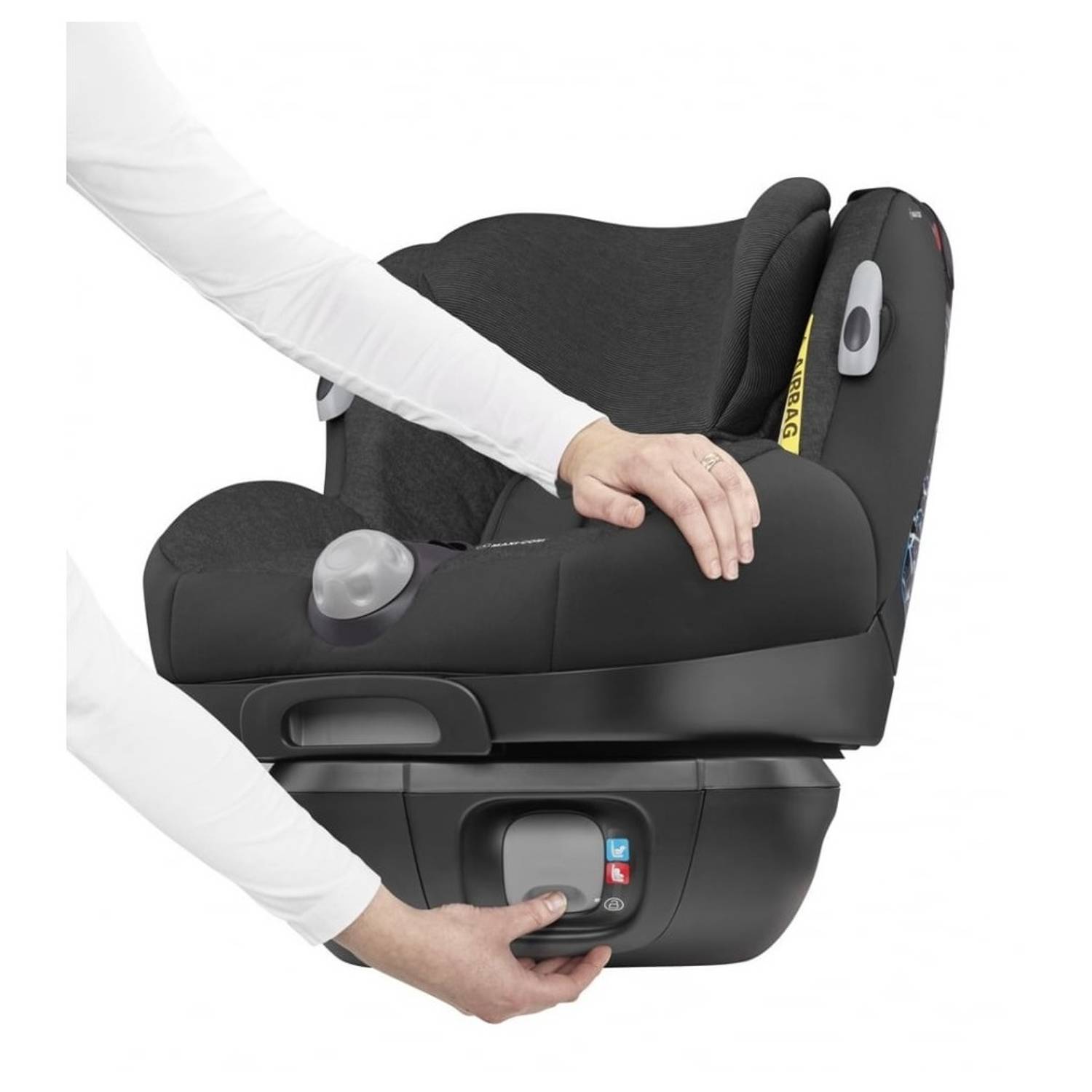 Maxi Cosi Opal Car Seat Nomad Black Maxi Cosi Opal Car Seat Nomad Black