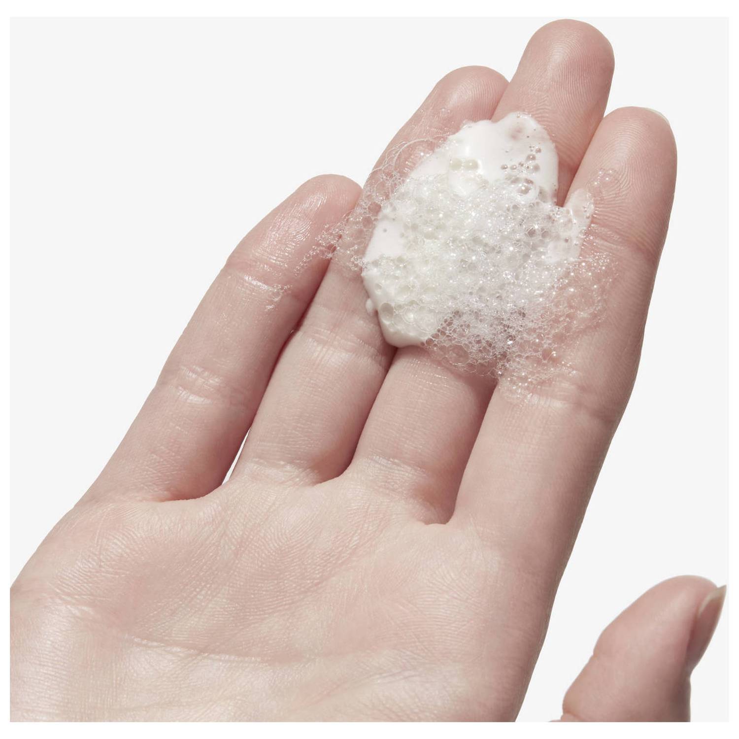 Kiehl's Ultra Facial Oil Free Cleanser 150ml Kiehl's Ultra Facial Oil Free Cleanser 150ml