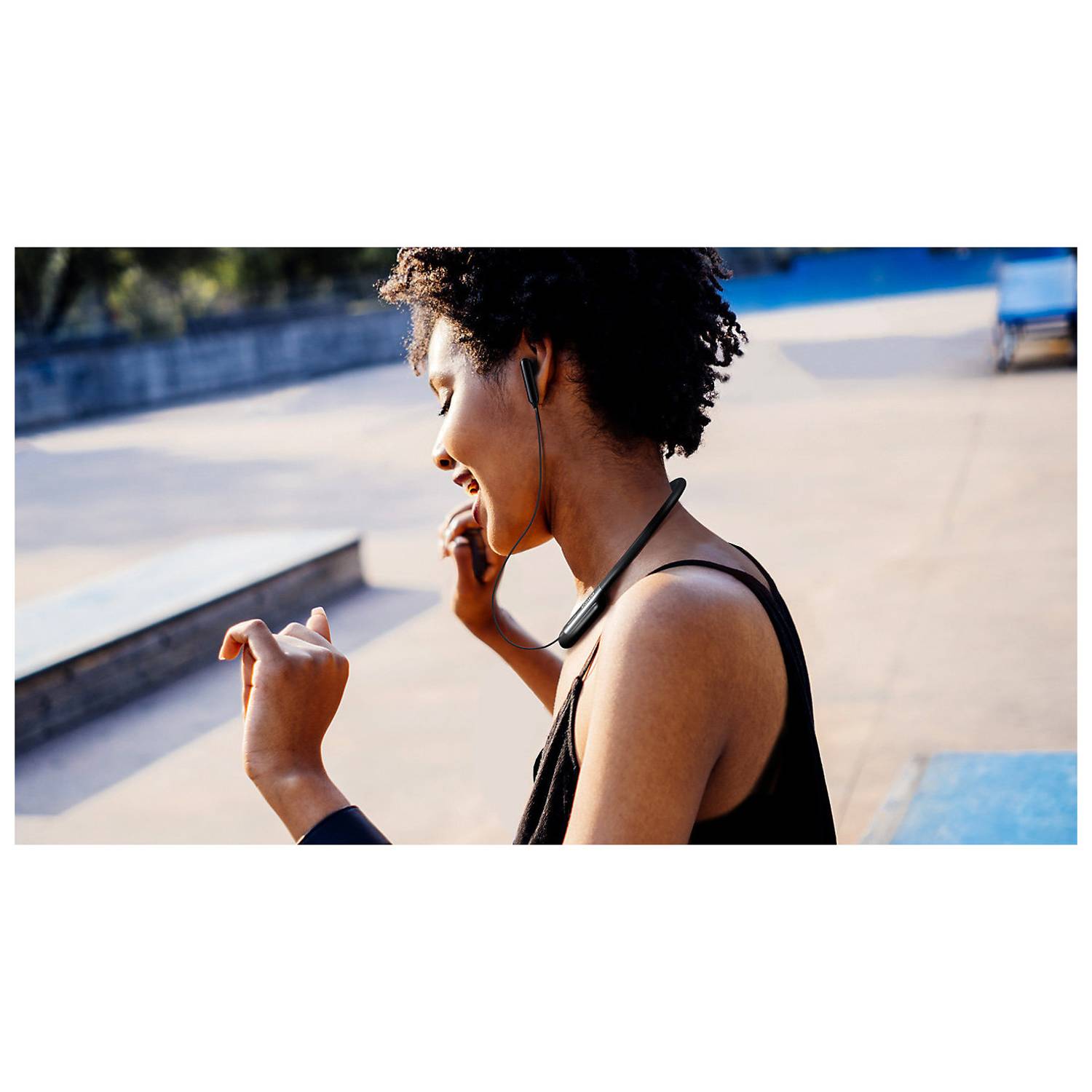 Samsung U Flex Headphones - White Samsung U Flex Headphones - White