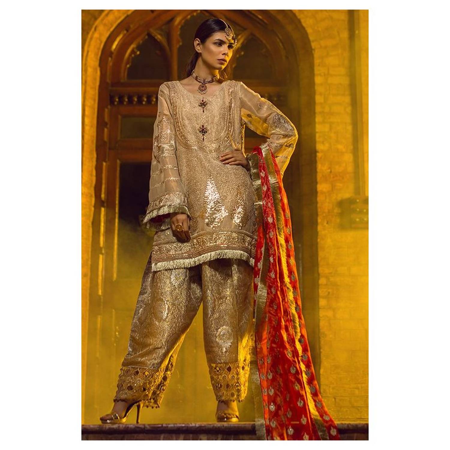 Saadia Mirza D´Or Unstitched Dress Material Free Size Saadia Mirza D´Or Unstitched Dress Material Free Size