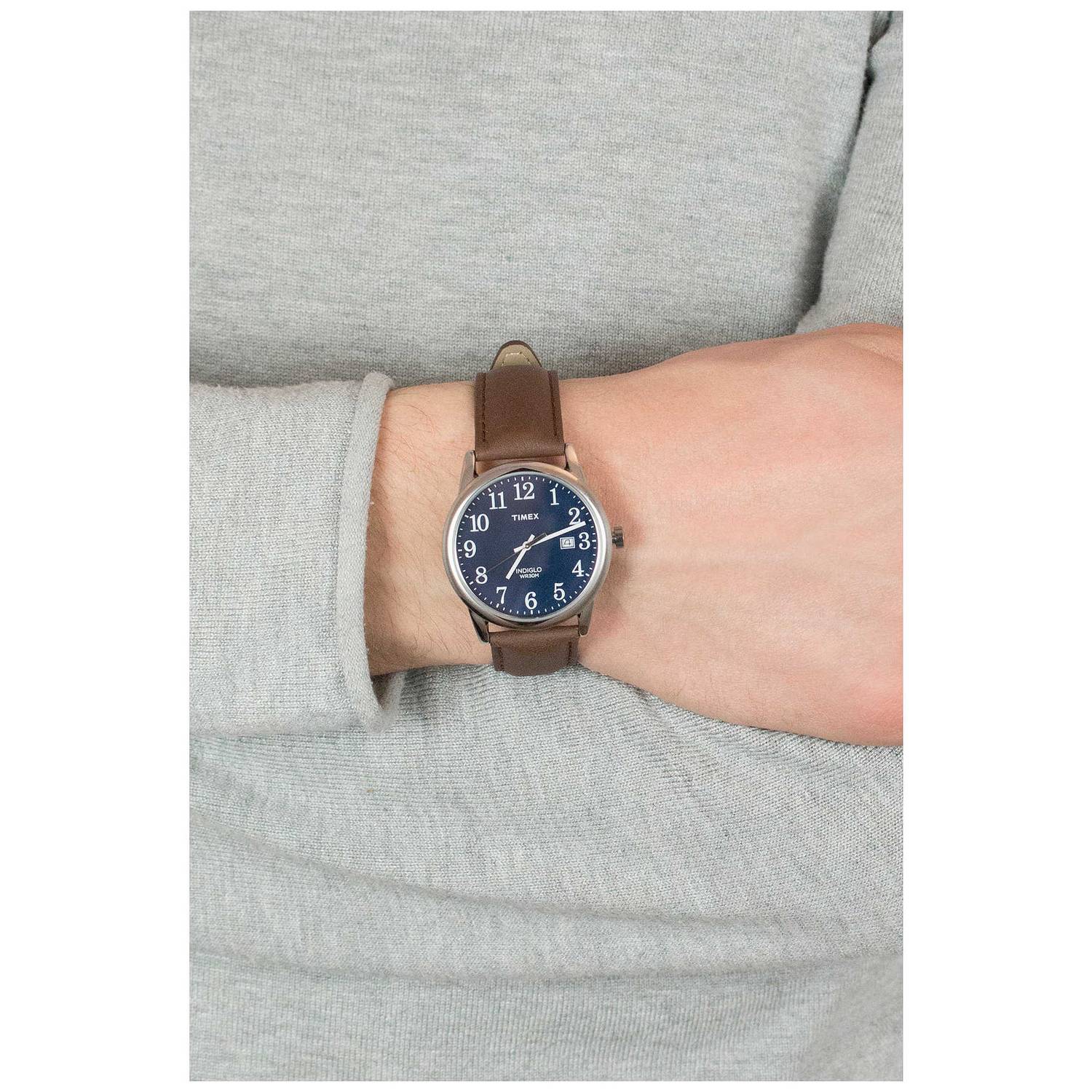 Timex Easy Reader Quartz Brown Leather Watch For Men TW2P75900 Timex Easy Reader Quartz Brown Leather Watch For Men TW2P75900