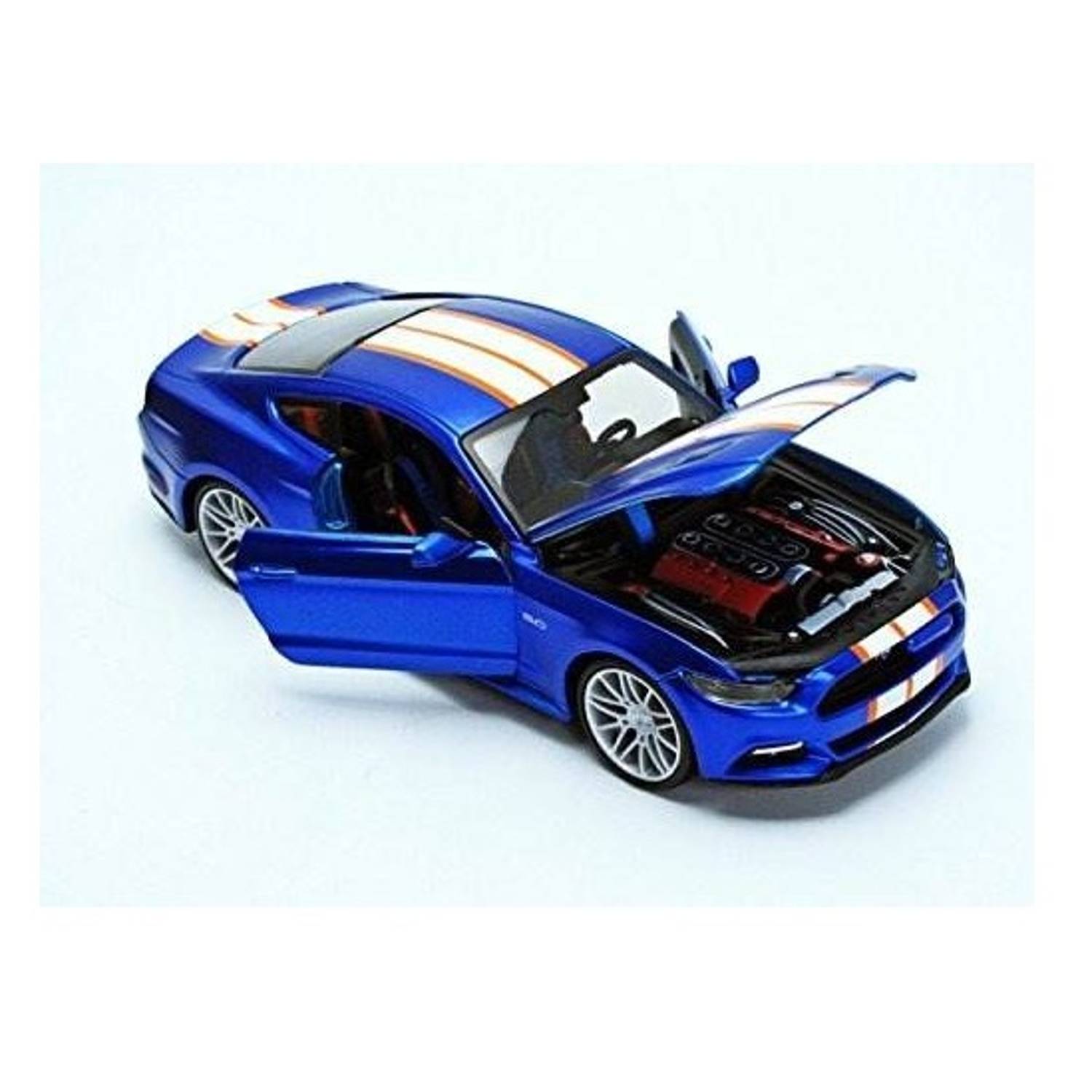 Maisto 31369 Diecast 2015 Ford Mustang GT 1:18 - Color May Vary Maisto 31369 Diecast 2015 Ford Mustang GT 1:18 - Color May Vary