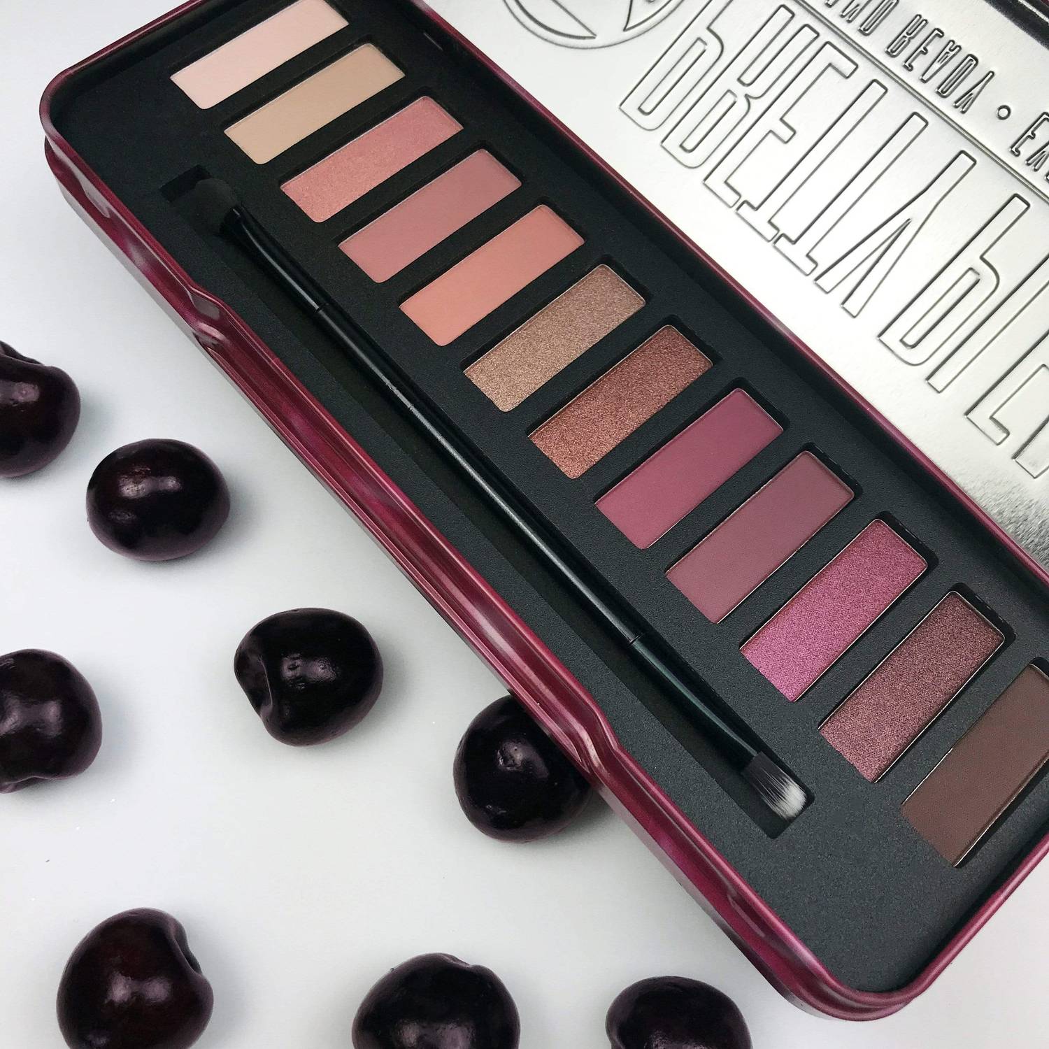 W7 Pretty Please Eyeshadow Palette W7 Pretty Please Eyeshadow Palette