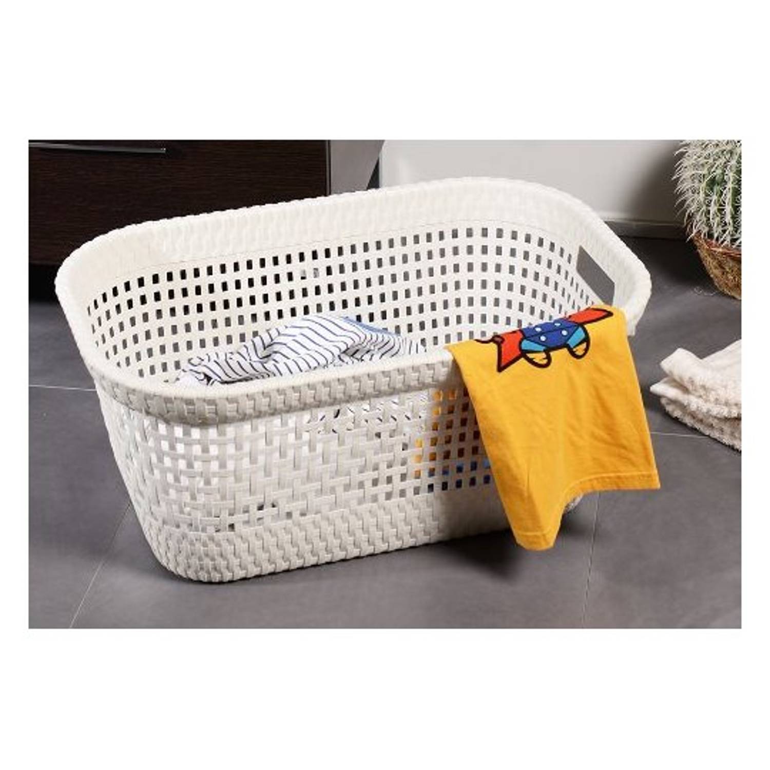 Dea Home Rattan Laundry Basket White 45 liter Dea Home Rattan Laundry Basket White 45 liter