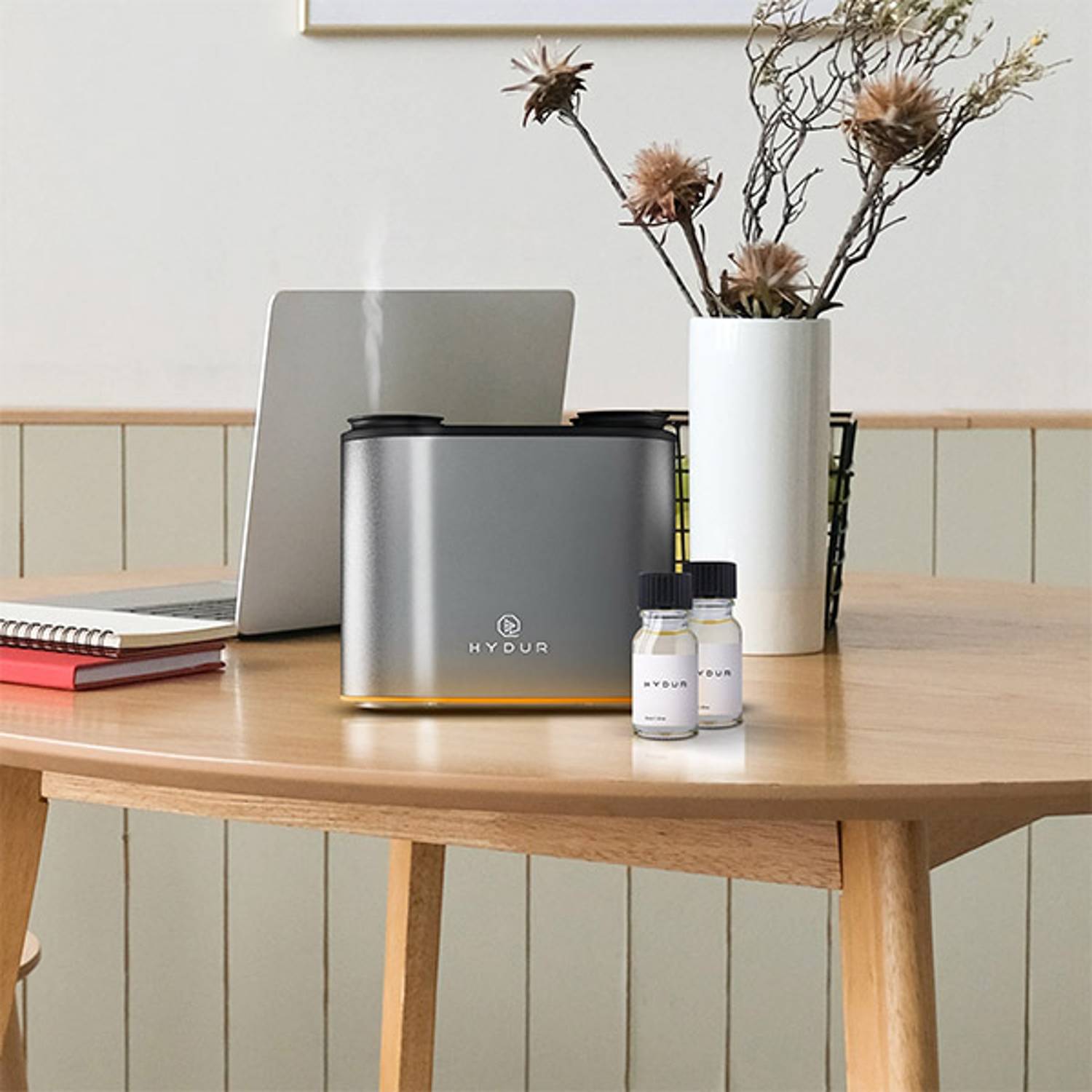 Hydur Duo Diffuser DN01-BLK-CC + 2 x 10 ml Cities Collection Scent Oil Hydur Duo Diffuser DN01-BLK-CC + 2 x 10 ml Cities Collection Scent Oil