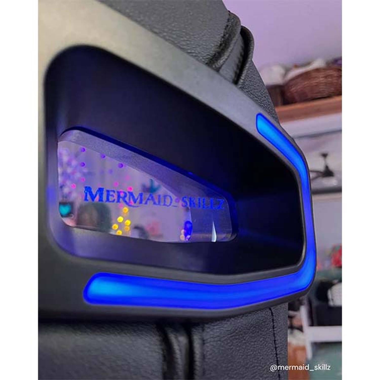 Vertagear XL Ergonomic Features Edition Gaming Chair Black/White Vertagear XL Ergonomic Features Edition Gaming Chair Black/White