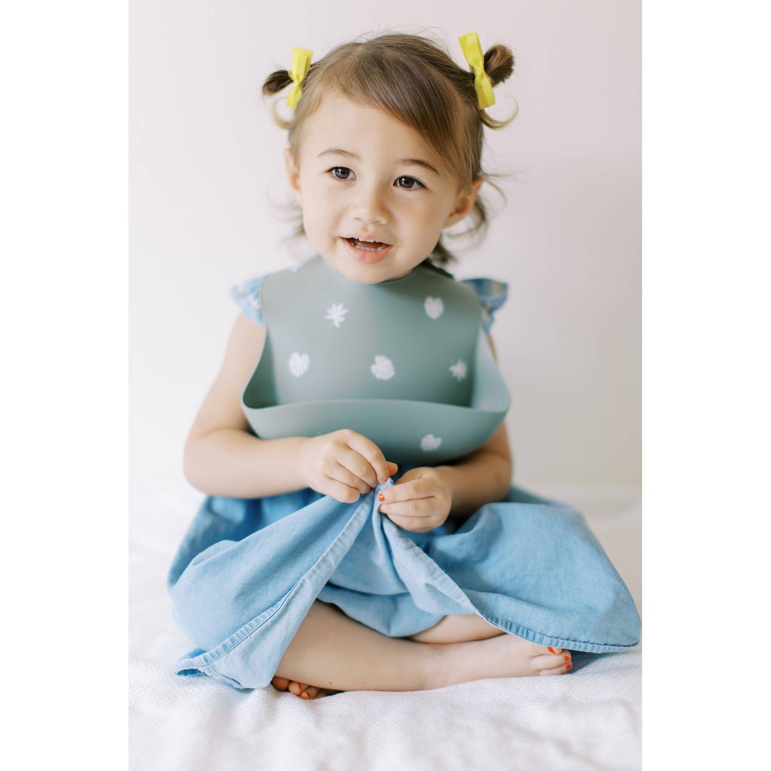 Milk It Baby Printed Bib Forest Green, MI-SBFG007 100% Food Grade Silicone Bib Milk It Baby Printed Bib Forest Green, MI-SBFG007 100% Food Grade Silicone Bib