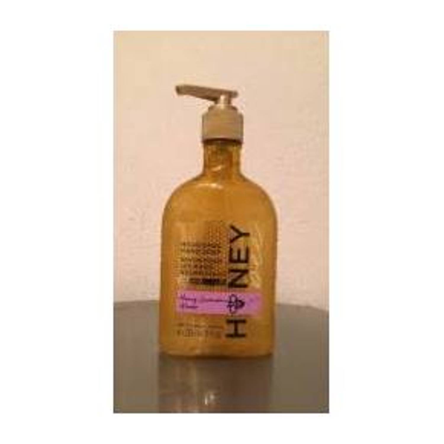 Bath & Body Works Honey Lavender Woods Nour Hand Soap 236ml Bath & Body Works Honey Lavender Woods Nour Hand Soap 236ml