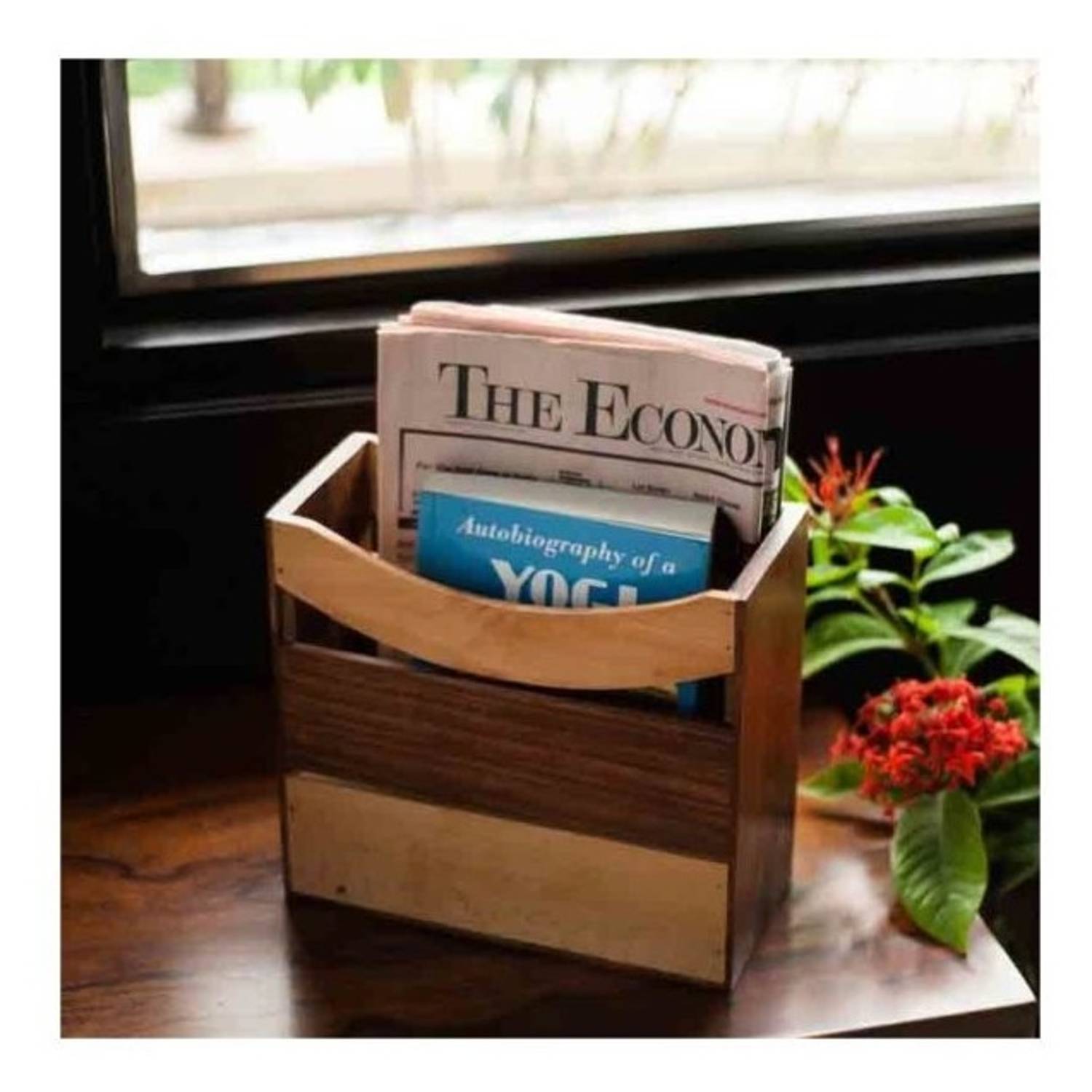 Moorni EL007017 Wooden Newspaper Stand Moorni EL007017 Wooden Newspaper Stand