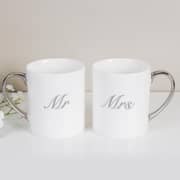 Amore Set of 2 New Bone China Mugs - Mr & Mrs