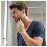 Braun BT3020 Beard Trimmer + Mobile Shave M90 Men Shaver Braun BT3020 Beard Trimmer + Mobile Shave M90 Men Shaver