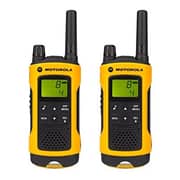 Motorola TLKRT80 P14MAB03A1AX Extreme Walkie Talkie Yellow Twin Pack & Charger Motorola TLKRT80 P14MAB03A1AX Extreme Walkie Talkie Yellow Twin Pack & Charger