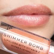 Makeup Revolution Shimmer Bomb Lip Gloss Starlight Makeup Revolution Shimmer Bomb Lip Gloss Starlight