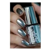Layla Mirror effect Nail Polish Metal Chrome 001
