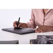 Wacom PTH451ENES Intuos Pro Small Graphic Tablet Wacom PTH451ENES Intuos Pro Small Graphic Tablet