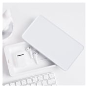 UVLicht UVL Lite Mobile Sterilizer Box And Wireless Charger Lite UVLicht UVL Lite Mobile Sterilizer Box And Wireless Charger Lite