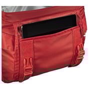 Hama 124925 Munich Shoulder Bag 15.6inch Red Hama 124925 Munich Shoulder Bag 15.6inch Red