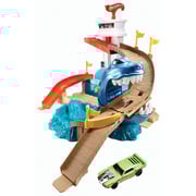 Hot Wheels City Colour Shifters Sharkport Showdown Playset BGK04 Hot Wheels City Colour Shifters Sharkport Showdown Playset BGK04