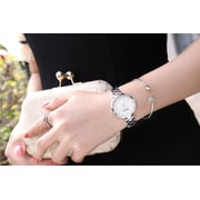 Curren CRN9054-SLVR/WHT-An iconic watch with pure indulgence Curren CRN9054-SLVR/WHT-An iconic watch with pure indulgence